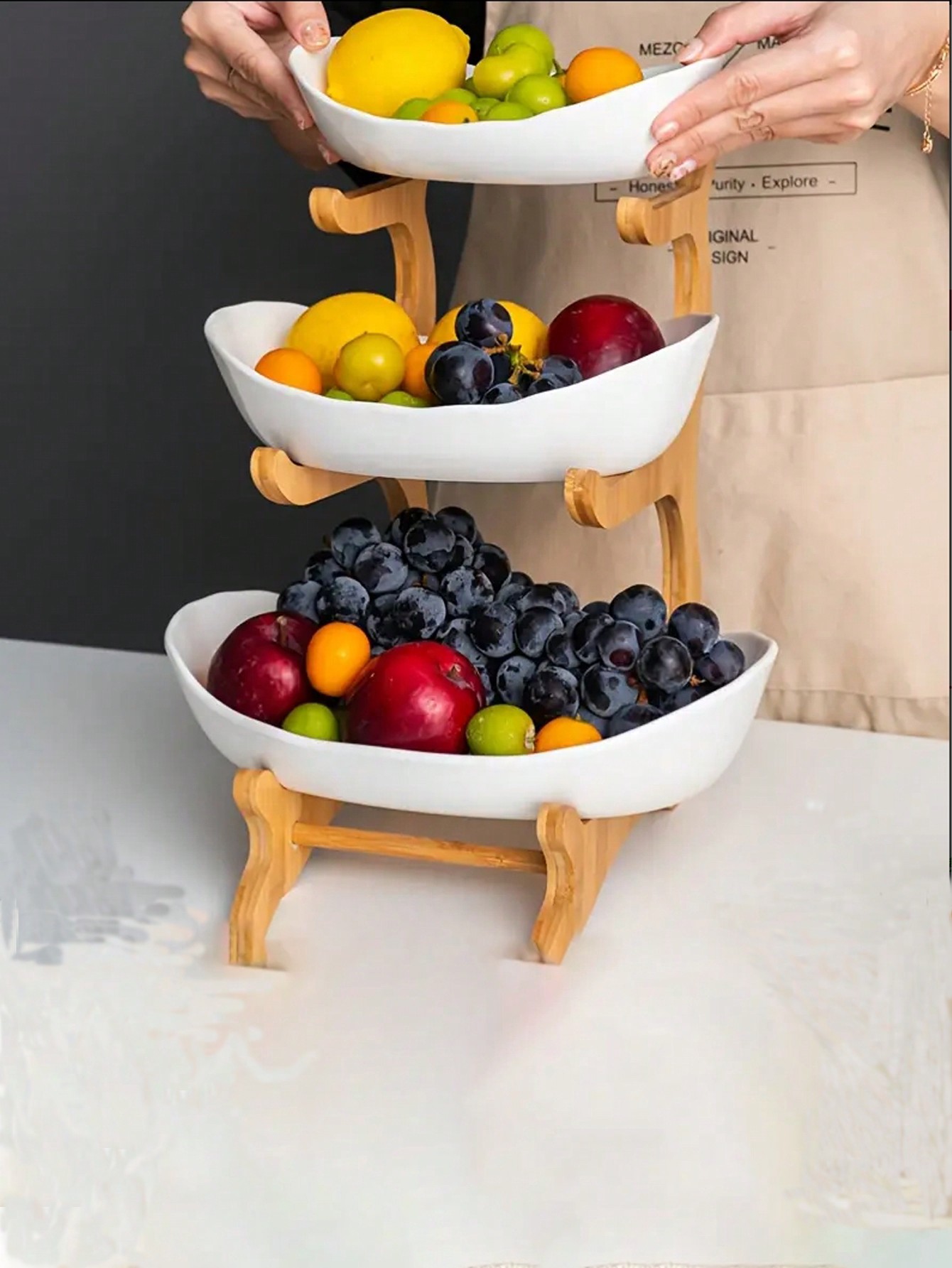 Luxuriöser 3-stöckiger Obstkor – Snacks Food Gift Baskets Bewertung und Preis