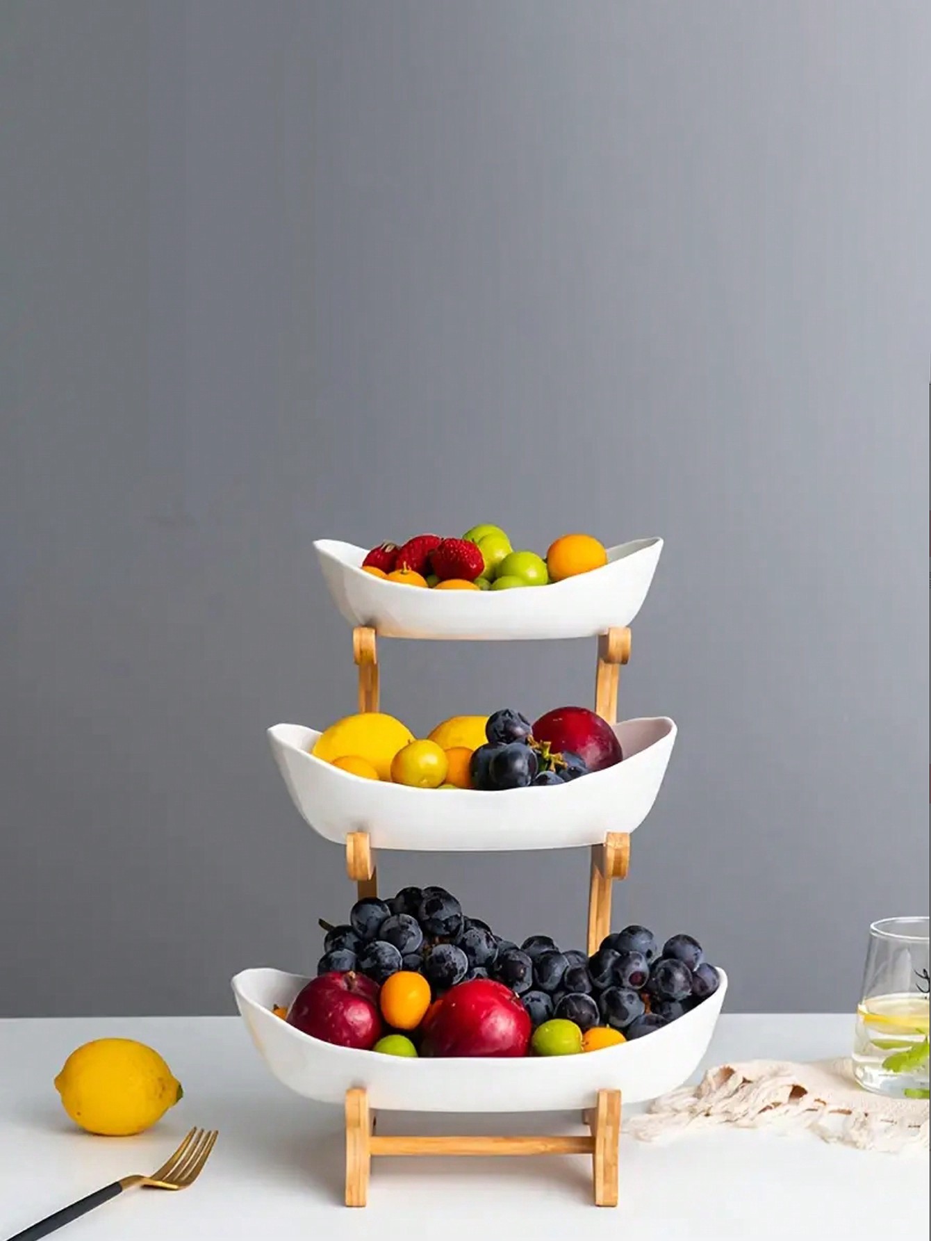 Luxuriöser 3-stöckiger Obstkor – Snacks Food Gift Baskets Bewertung und Preis